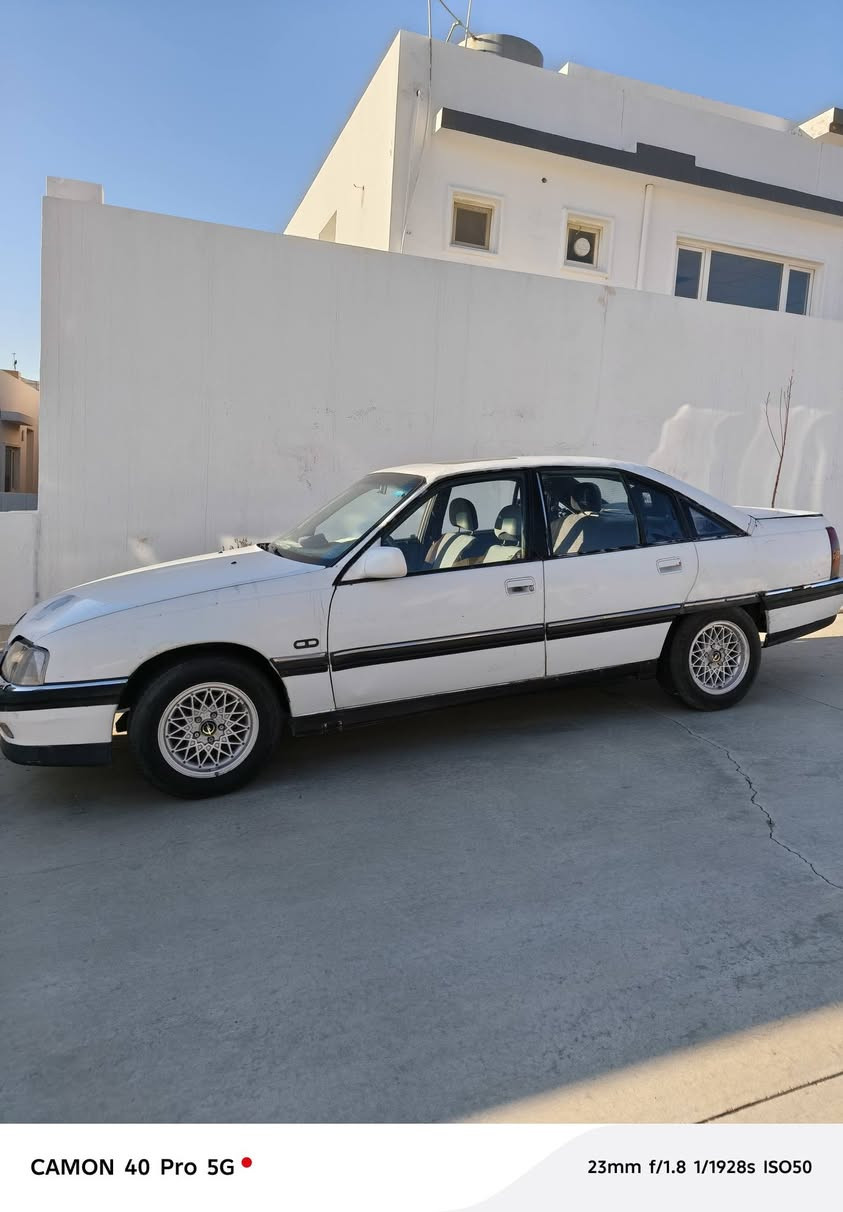 ئۆپڵی ئۆمیگا ڕەقەموو سەنەوی تازەیە ڕەقەم کەرکوکە بەشەرتی تەحویل سەیارەکە زۆر جایزە ماڵی دۆستە  ٤ تای لۆک مەکینەی ۲۰ ی گێڕ عادیە گێڕو مە کینەی لۆکە بۆیاخی نیە جگە قەڵەم و کارت هەموو زانیاریەکم نوسیوە مشتەری تێل کە🤍***********    نرخ ۳٨ گەڵاو مەجال
