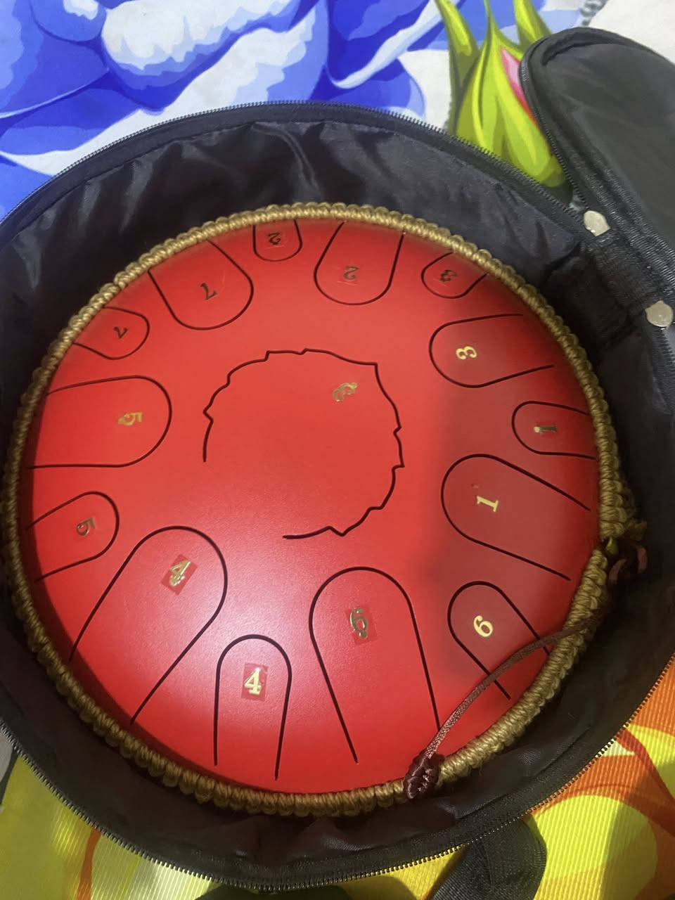 طبل لسان وهو آلة موسيقية قرعية تُستخدم غالبًا للتأمل والاسترخاء. والديكور
السعر ٢٥


**إذا كنت صاحب هذا الإعلان وتريد حذفه لأي سبب، رجاءا أرسل رسالة إلى الدعم الفني**