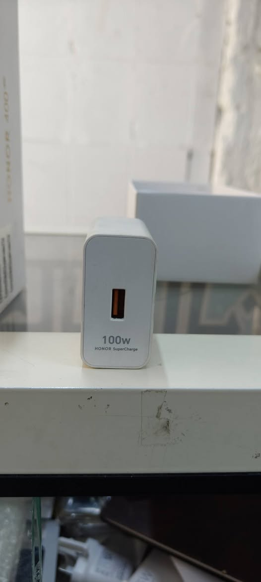 جهاز هونر   400 5G
جهاز نظيف جدا 
السعر 375 قفل 
***********
