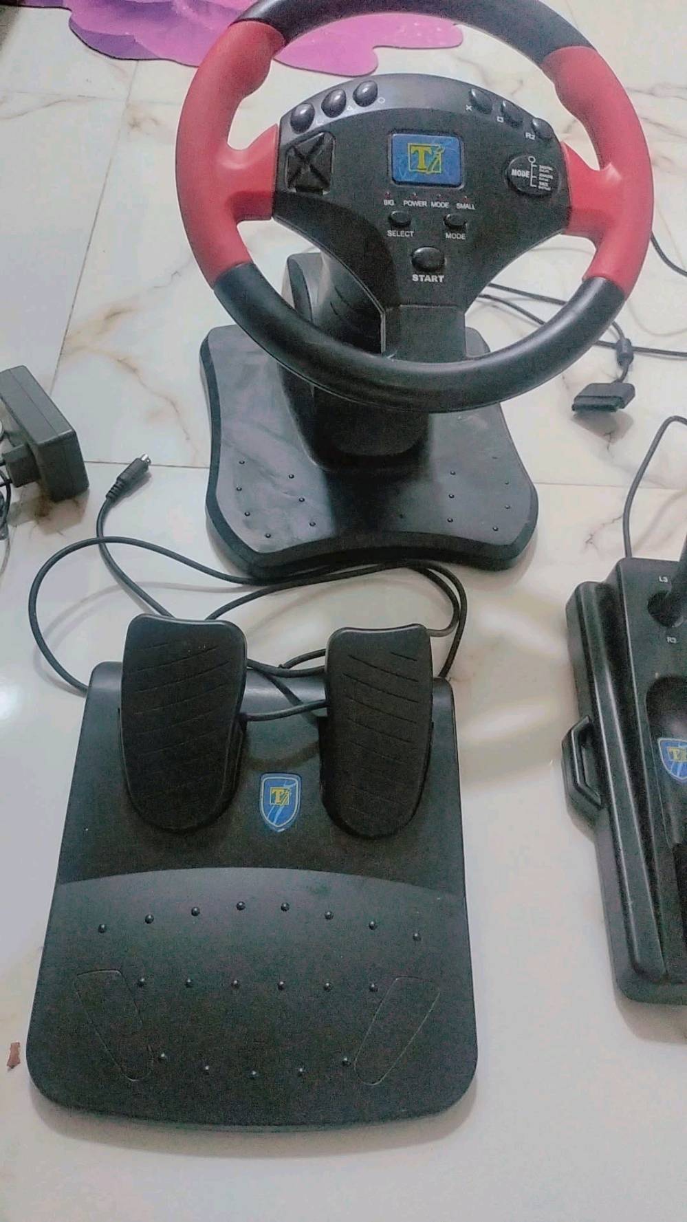 دركسون بلي للبيع بسعر مناسب و غير مستعمل نضافة و شغال 100% 