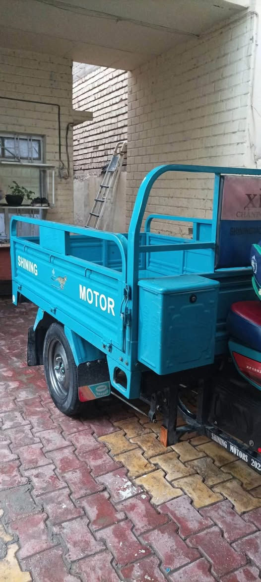 السلام عليكم ستوته للبيع موديل 2023 نضيفه واصوليه السعر مليونين و600 وبيها مجال بسيط 
للاستفسار 
*********** كربلاء, العراق
