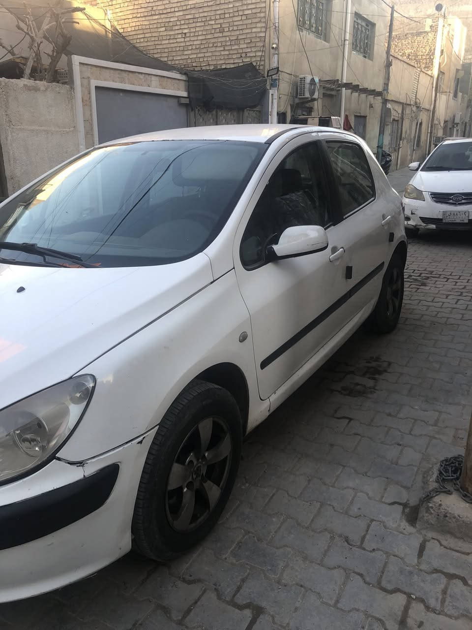 السلام عليكم سياره بيجو فرنسي ٢٠٠٥ للبيع 
رقمها بغداد 
كير مكينه خير من الله 
عنواني بغداد 
السعر ٤٨ 
***********
