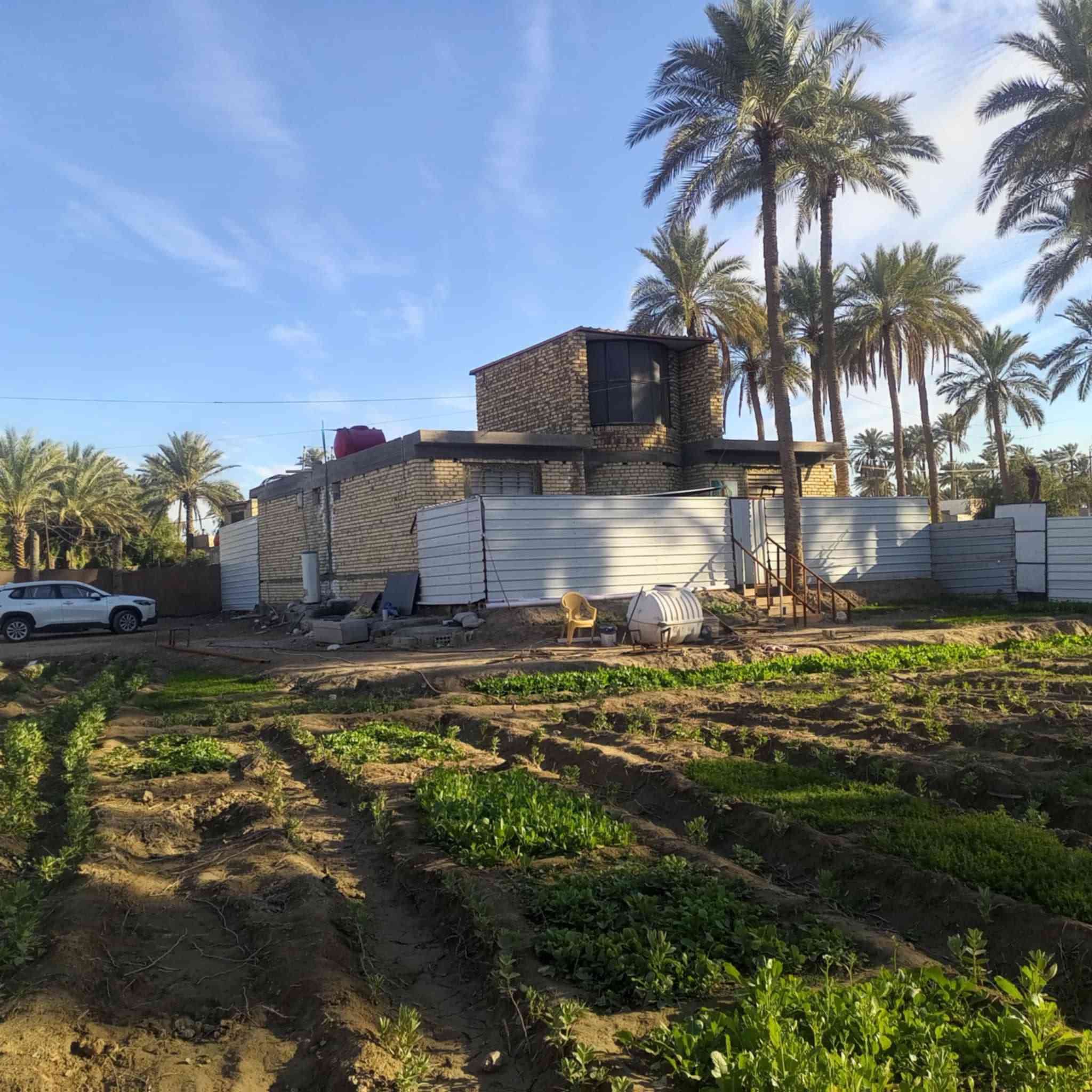 الف و 500 متر مع بيت حديث تحت البناء 220 متر طابو زراعي سند 25 تحويل بأسم المشتري
كافت الخدمات  يلعد عن شارع العام 200 متر 
العنوان طويريج الرغيله 
السعر 150 مليون مع مجال بسيط جدا ‏‪***********‬‏ فقط اتصال خاص مغلق لتعب نفسك
