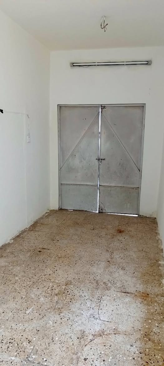 دار للايجار حي الساهرون
 بالقرب من اسواق عيسى 
مساحة الدار 100متر 
غرف نوم هول حمام  مطبخ استقبال 
للاستفسار الاتصال على الرقم 
***********
