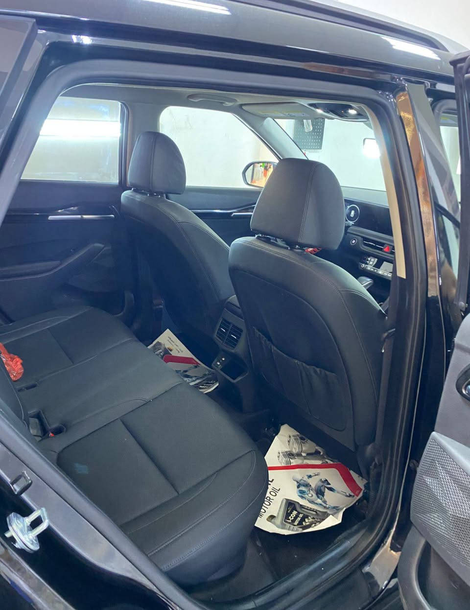 EX
كيا سيلتوس ٢٠٢٤
فول مواصفات 
*مكينه ٢٠٠٠ دوش المرغوب 
*السياره  فور ويل 
*شحن وايرلس 
* تبريد قطعتين 
*بصمه تشغيل عن بعد
* كشنات كهرباء 
*تدفئة بالكشنات 
* فتحه  
*داخل اسود جلد ومخمل 
*شاشه تدعم ابل وكار بلي و كبيره متصله 
*٣ رادارات
* تحديد مسار
*توقف ذاتي 
*نقطه عمياء
*اطفاء ذاتي 
*كاميرا دواره
الضرر  صبغ بابين السايق والي وراء فقط صبغ السياره مكفوله من التبديل 
سعر 180 ورقه 
مكان السياره - كربلاء
رقم.. كربلاء 
***********
