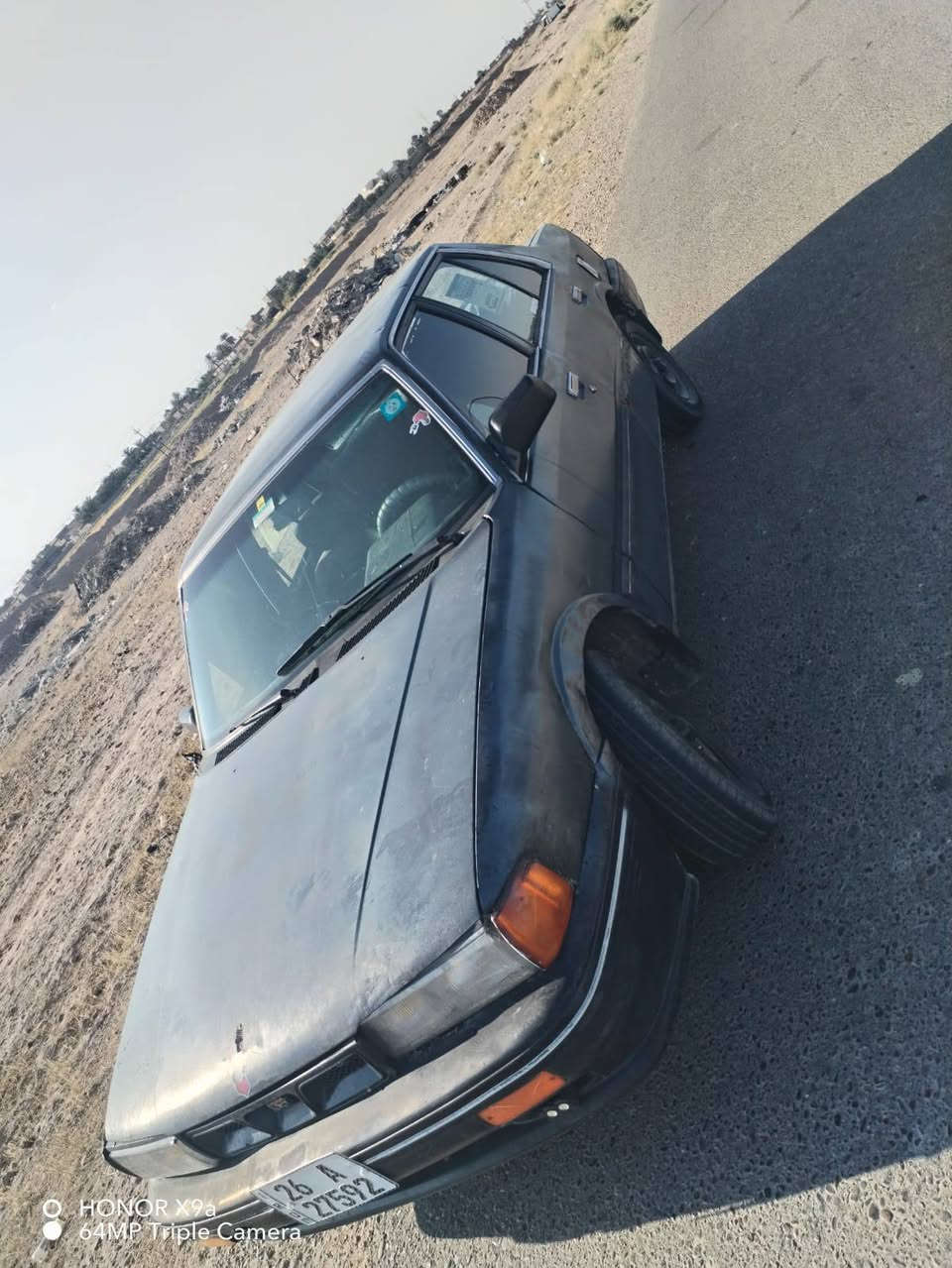السلام عليكم كيا كابتيل موديل 1992رقم نگليزي صلاح الدين سنويه2031 شرط الگير والمحرك كهربائيات فول صدر نص عمر سعر 18 وبيها مجال للطيبين . للاستفسار ***********
