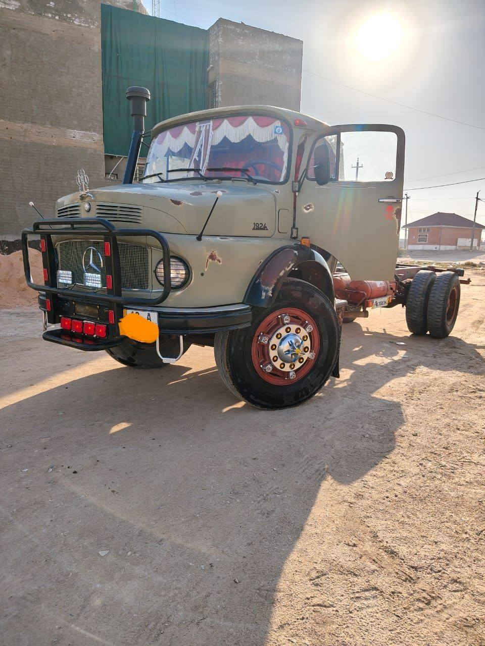 قجمه للبيع مديل 80وضع شركه جديده كير مكينه
شاصي اكسن كله عل شرط شاصي خام مامصبوغ 

قماره بلاديه مامصبوغه رقم ال سياره انكليزي

الاستفسار 

*********** ،،، ***********
