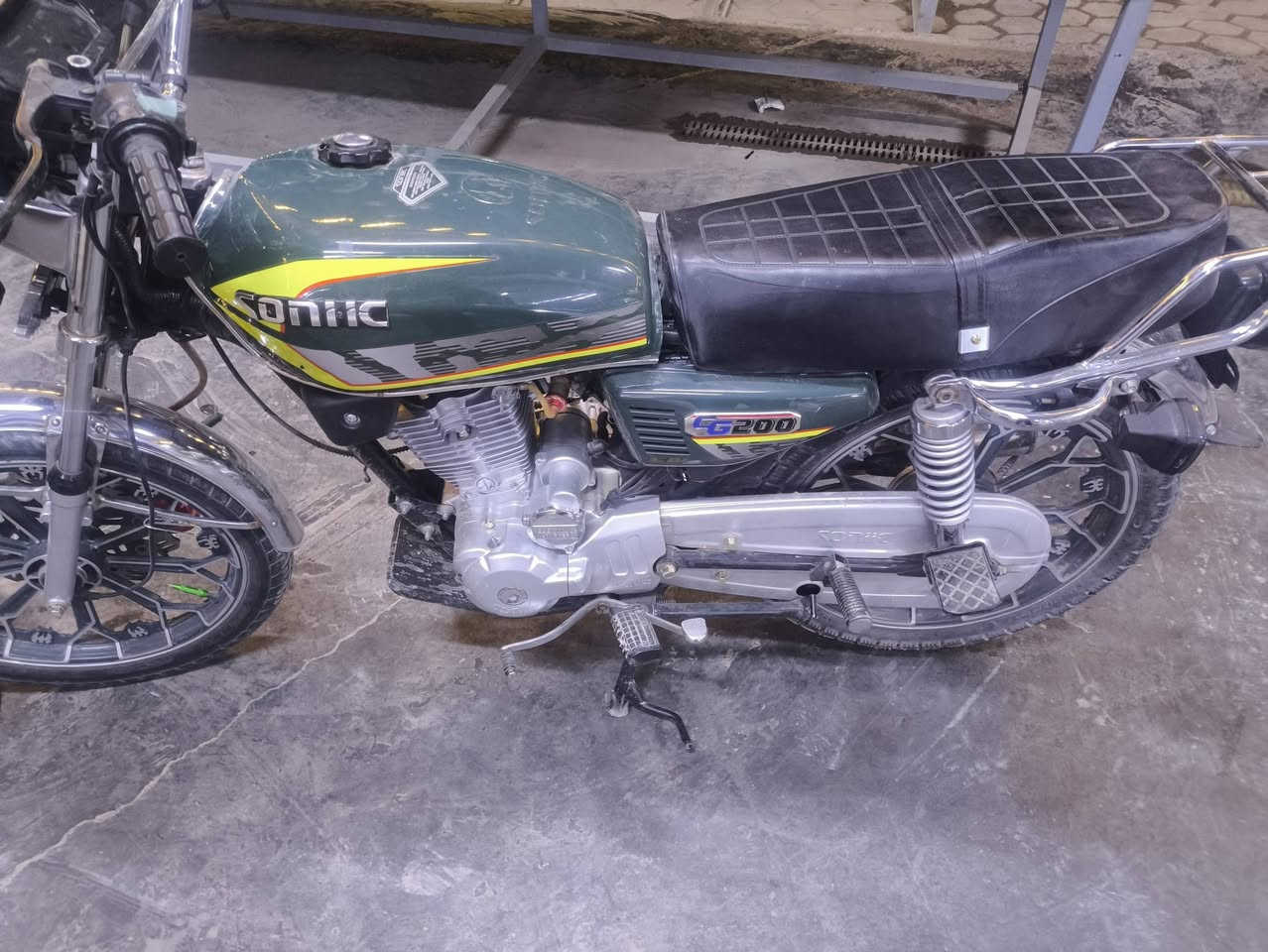 سلام عليك دراجع البيع 650ؤببه مجال بكاني خان بني سعد الشراي ‏‪0776 371 3066‬‏
