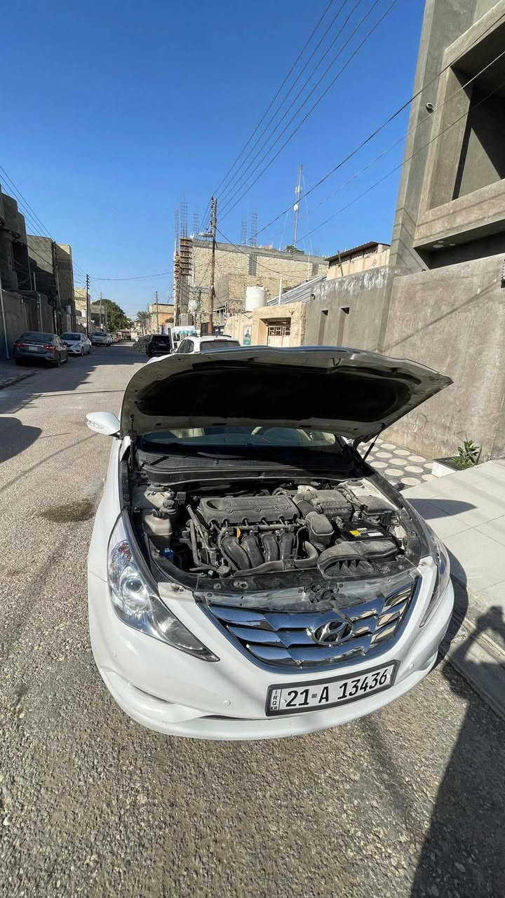 هونداي سوناتا خليجي 2011 
رقم سليمانيه نكليزي تحويل او وكاله
فول مواصفات مكينه 2400 
داخل صحراوي عسلي لونين شركه 
سلايد بنوراما 
تحكم ستيرن جهتين
مرايات شفط اشاير بالمري 
حساسات خلفيه
4 دسك و ABS
شاشه كبيره 
حساسات خلفيه
كامره خلفيه دواره 
نظام ايكو 
صدر حداديه جديد تخم ثاير جديد مكينه و كير مكفولات بيه قطعه صبغ فقط اثر شخوط 
 السعر 126 $ النجف حي المهندسين 
غير متواجد ع الفيس
للاستفسار *********** 

اخوان مكلف بالنشر لاتصال ع رقم
