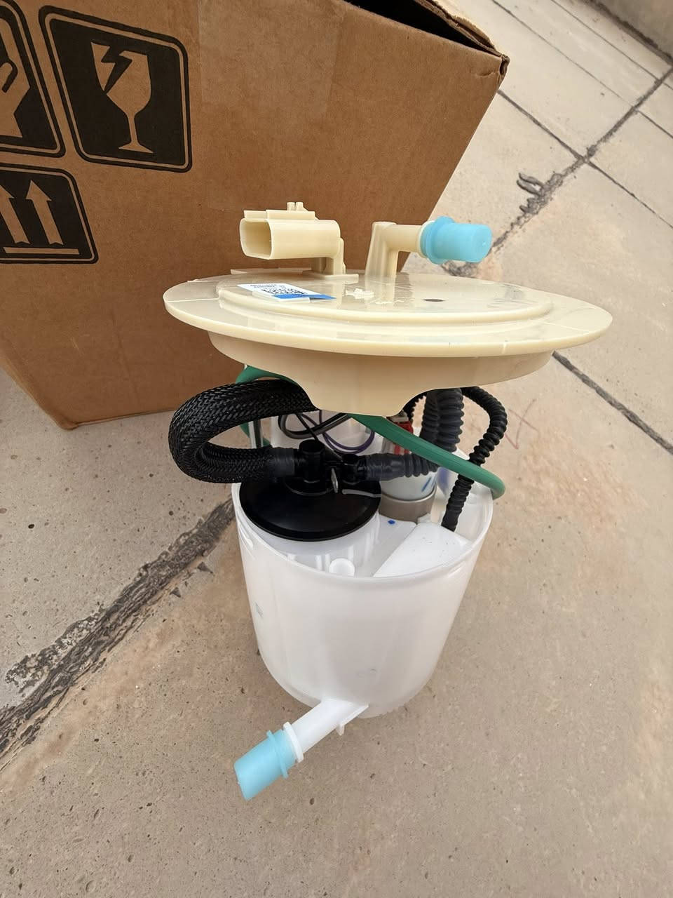 للبيع فيت بمب اصلي جديد بالكارتون موبار جيب لاريدو من 2011-2021 ودبلات اصلي شركة مستعمل شهر وفيتبمب مستخدم عطل بي طوافة فقط 
السعر 300 الف


**إذا كنت صاحب هذا الإعلان وتريد حذفه لأي سبب، رجاءا أرسل رسالة إلى الدعم الفني**