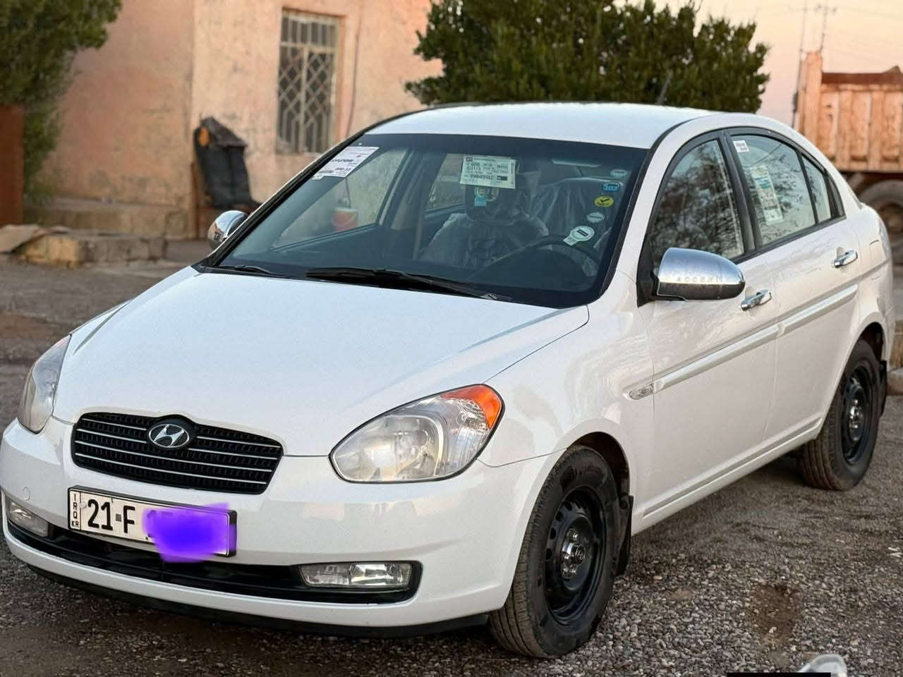 سلام عليكم كسنت للبيع موديل 8 رقم سليمانيه محرك 16 هزه فحم جديد سنويه تنتهي 2031 صدر امامي خلفي جديد تبريد ثلج تفه طخم تيرات جديد صبغ بونيد جملغ بدون داخل تريد وكالا تريد تحويل 
سعر 90 بيه شويه مجال مكان سيارة شرقاط 
***********
