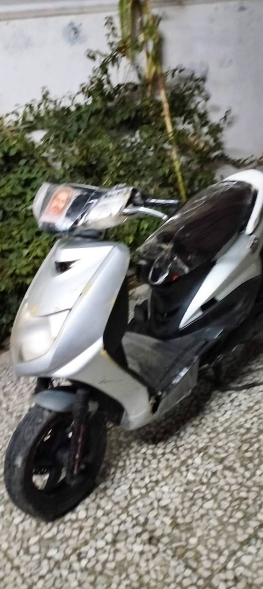 دراجة سكنس سلف هندر محرك حلو شلعه استانين قفل جنطه السعر  280 قفلهه مكاني حي السفير قريب ع العبيدي رقمي ***********
