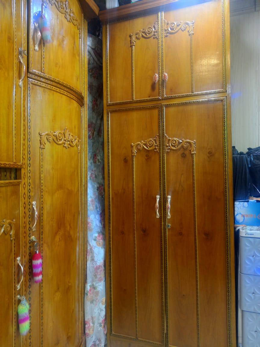 سلام وعليكم غرفه عراقية متكونه 8قطع نضيفه مستخدمه9اشهر فقط تجي تفحص يلا تاخذ الغرفة نضيفه سعرهة مليون و200وبيهة مجال شي قليل العنوان بغداد الشعله وهاذه رقمي تردون واتساب عل رصيد عل مازنجر متواجد***********
