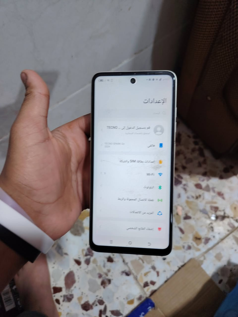 السلام عليكم تكنو للبيع
الذاكره 64 المبايل نضيف 
غراضه كامله 
السعر 100 اوبي مجال 
رقم الهاتف ***********
