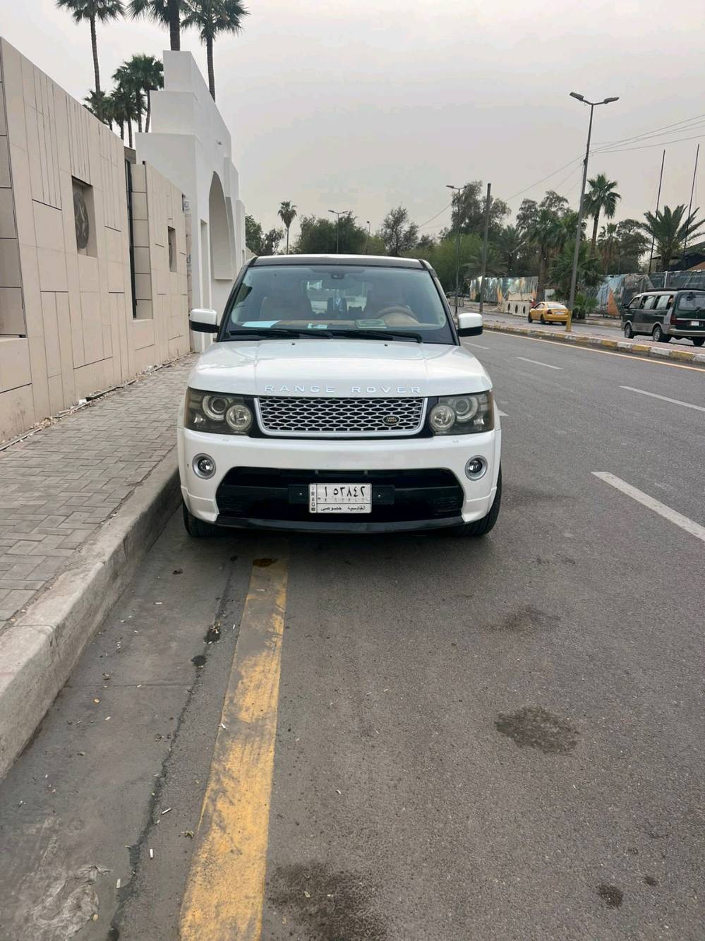 للبيع او المراوس رانج ٢٠٠٩ محدثه ٢٠١٣ تحديث كامل فول مواصفاتمحرك سوبر ٤٢٠٠ مكان السياره بغداد رقمها ميسان للاتصال ه ‏‪***********‬‏