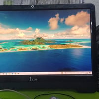 لابتوب • نص شاشة • ماوس