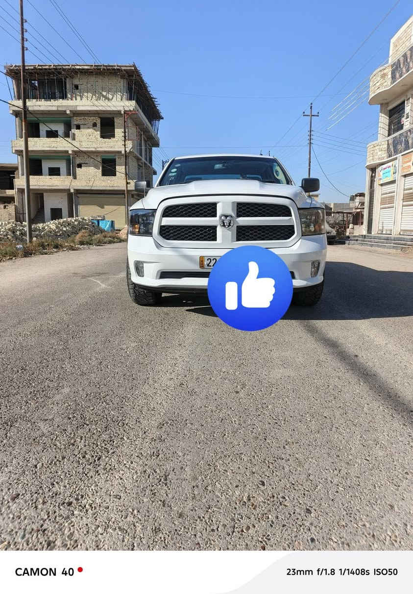 رام  كلاسك السعر ١٦٠ موديل 2017 تو ويل مكينه ٨ هيمي ٥٧٠٠   رقم اربيل سنويه الى ٢٠٣٠ بسمي السنويه 
باب قصير بدي طويل  كل نقص مابيهه 
ترهم مراوس بسياره صالون زغيره وفرق  رقم شمالي 
***********
