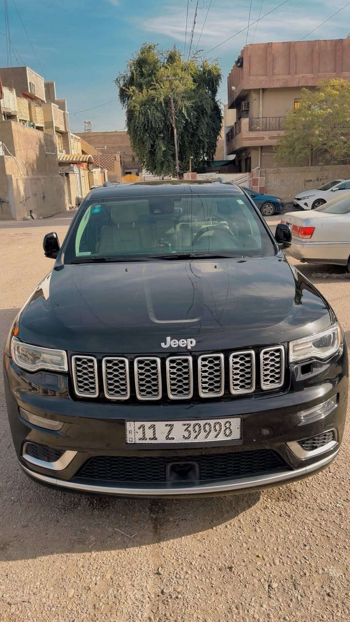 جيب سومت اعلى فئة 2018 اسود
وارد امريكي. حادث موضح بالصور
فول مواصفات السيارة
تشغيل بصمة + تشغيل عن بعد + بصمة ابواب
مري كهرباء + قلاب + ترحيب +هيتر مع رادار جانبي
كشنات جلد + كهرباء + حار بارد. + ذاكرة.
فحتة سقف بانوراما  /  صندوق كهرباء / ويل 22 كروم
داخل ابيض اوف وايت ./ شاشة كبيرة  و كامرة دوارة وحساسات خلفية وأمامية
ستيرن  كهرباء حار بارد.
وشاشة عداد ديجتال
نظام قيادة بثلاث أنظمة
نظام ايكو اقتصادي في الوقود
نظام صوتي Harman Kardon بعدد 19 سماعة
نظام مخارج USB وBluetooth وكاري بلاي
نظام مثبت سرعة ذكي   /  تنبية النقاط العمياء.
نظام توقف ذاتي. ( فرامل تلقائية )
محرك 6  سلندر.  V.   3600.
وبعد اهواي بيها مواصفات عدى الجكات والدفع الرباعي.
السيارة مكفولة كير ومكينة وميكانيك
صدر  امامي خلفي جديد. تخم تاير جديد. باتري جديد
رقم مميز. بغداد بأسمي. تحويل ثاني
مكان السيارة. بغداد
‏‭0771 815 0218‬
***********
