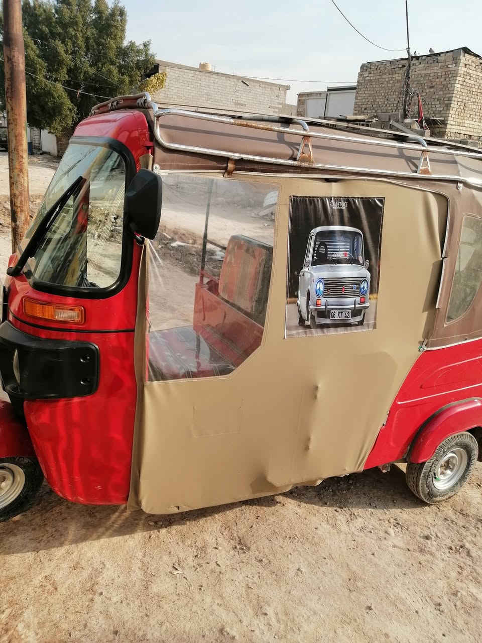 السلام عليكم للبيع تكتك 22 شهر 7 كفاله عامه من عده بارد فوك الجاملغ الايسر موضح بل صوروبيه شخوط قليله امانت الله ومحمد وعلي تكتك صار شهرين من ماخذه مال جناي بس هسه حتاجيت وريد ابيعه رتيده ب 8 و 750 وبيه مجال كلش قليل للتواصل ***********
