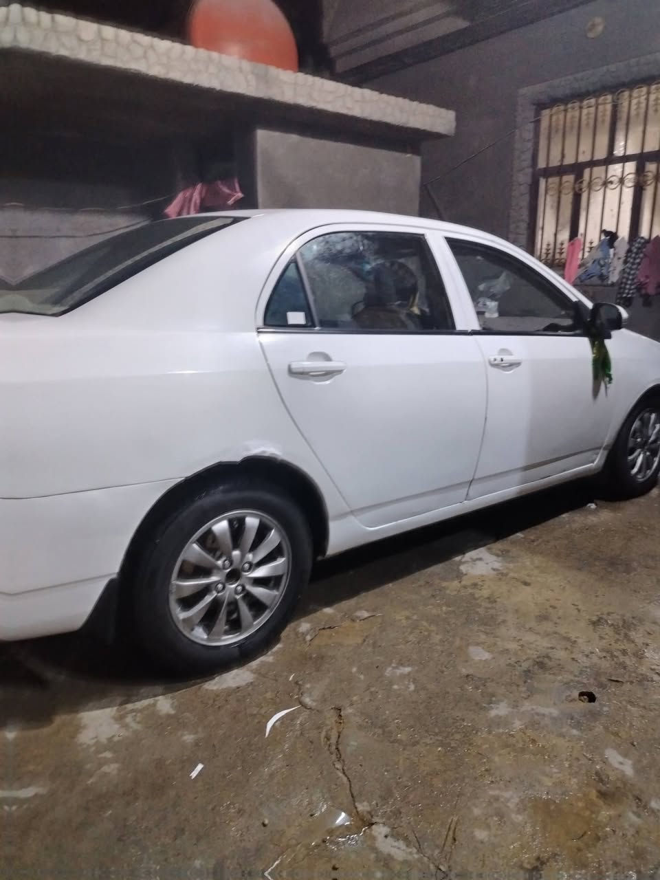 سلام عليكم بي وادي للبيع 2012سياره خير من الله مكينه حداديه كير نضيفه  شاشه كهربائيات كله شغال سياره بيه تلحيضات وبارد قليل سياره نضيفه رقم كربله بسمي تحويل ثاني يوم سعره 55وبيه مجال بسيط شراي يتصل مكاني حله ابو غرق ***********
