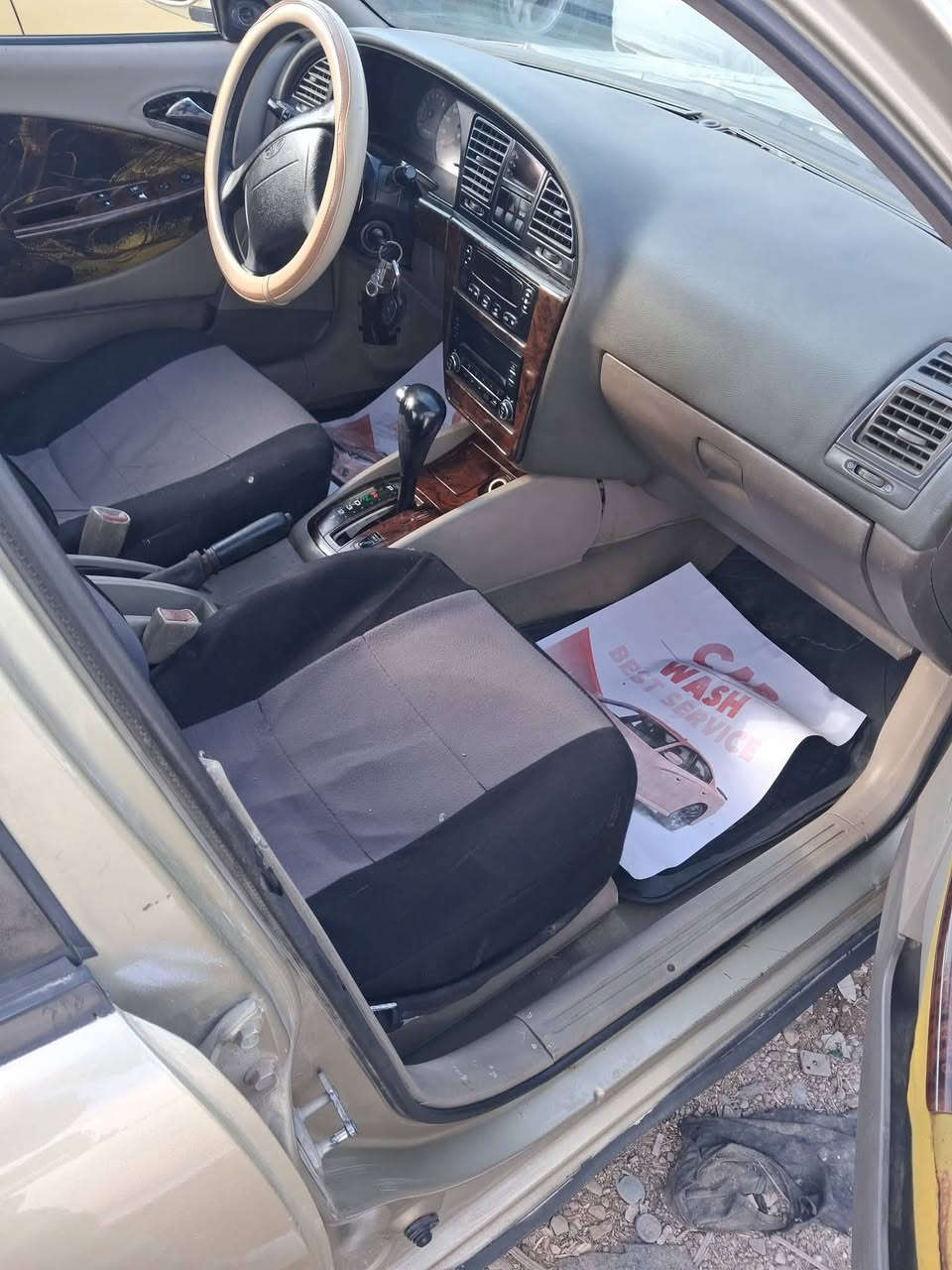 سلام عليكم دايو نوبرا موديل 2001 رقم بغداد رقم انكليزي كير اوتو سيارة نضيفه شوفت عينك السعر 35 وبيهة مجال العنوان بغداد دورة رقم ***********
