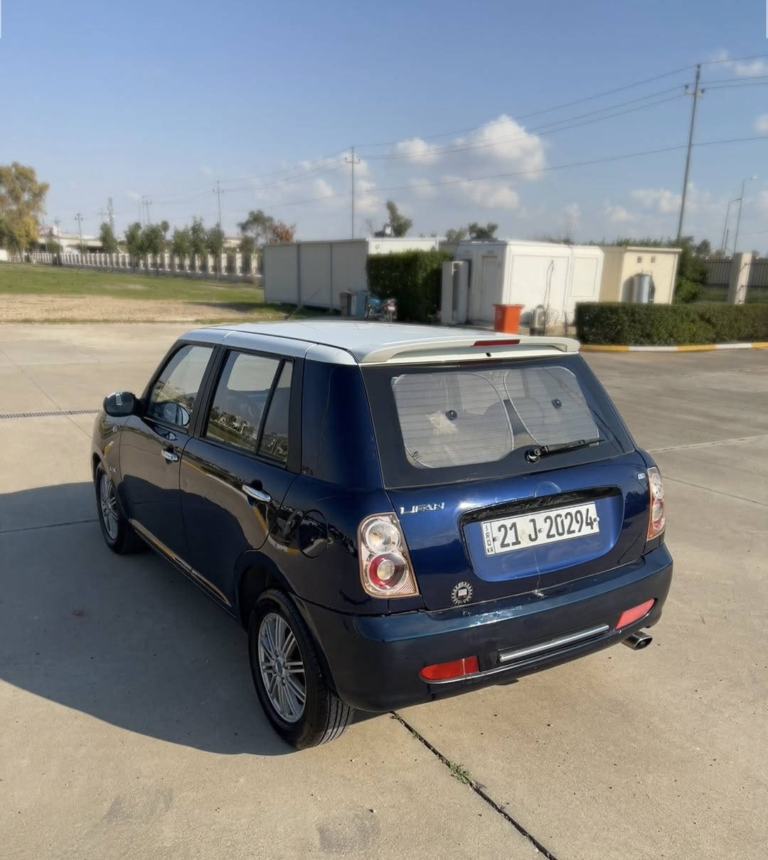 لیفان بێ بۆیاغ ٢٠١٣
بیلاد نیلی سەقف سپی 
٢ تەعدیلی بجوکی هەیە 
گێڕ وو مەکینە تەبریت 
تەقەو رەقە هەمووی بەشەرت رەقم نوێ بەناوی خۆمە جوار تایەی تازە لۆ بەسترایە پاتری تازە گۆراوە سەیارەکە زۆر مەزبوتو بێ کێشەیە هەموو کەرەبایتی بەشەرت سەعریش ٤٤ مەجال
*********** فایبەر واتسئاپ☎️
