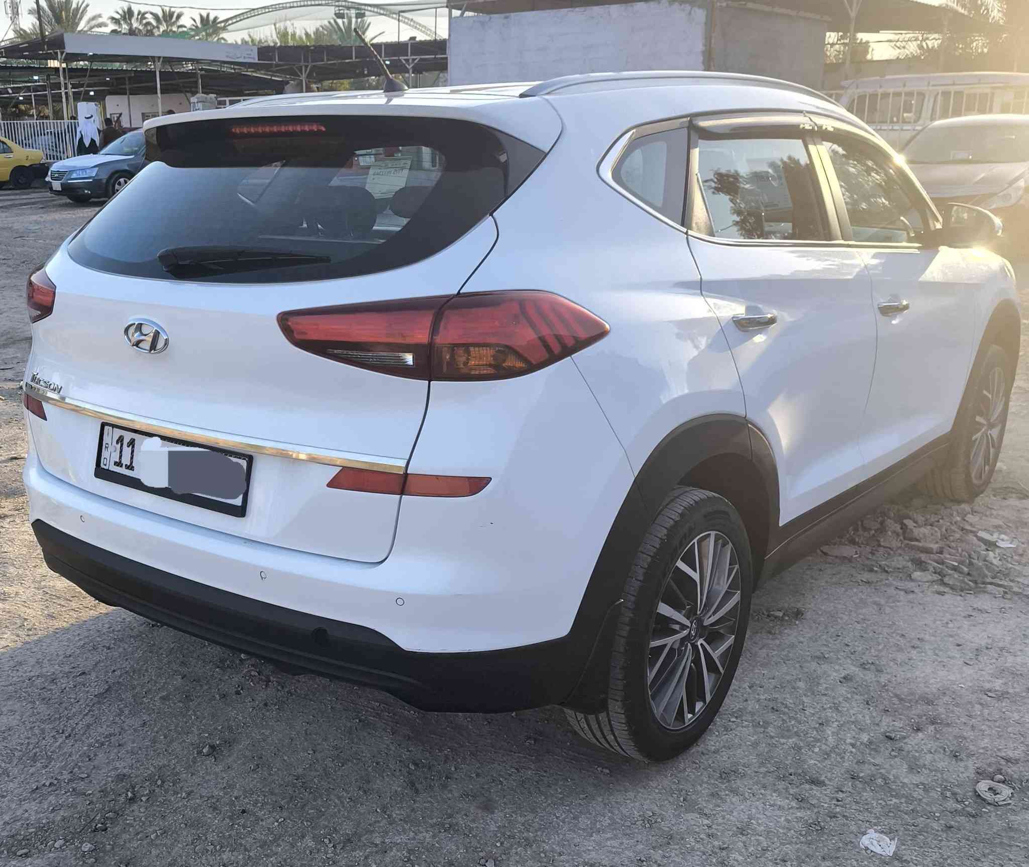 السلام عليكم 
توسان 2020 خليجي 
رقم بغداد الدولي الجديد باسمي تحويل ثاني يوم هزه وسنوية جديدة
 محرك: 2000 دوش 
ماشية: 84 الف 
السيارة فوول مواصفات عدا البانوراما
المواصفات:
بصمة تشغيل + أبواب
كشنات أمامية كهرباء
حساسات أمامية وخلفية
شاشة كبيرة
كاميرا خلفية
شاحن موبايل وايرليس
قطعتين تبريد
مري شفط
اشاير بالمري
تحكمات ستيرن
3 انظمة قيادة
وباقي موصفات التوسان المعروفة

 السيارة بدون دواخل و جاهزة بدون اي نقص ربع ماتصرف عليها 

الصبغ:4 قطع صبغ 
مكان السيارة: ديالى بعقوبة 
للاستفسار: ***********
