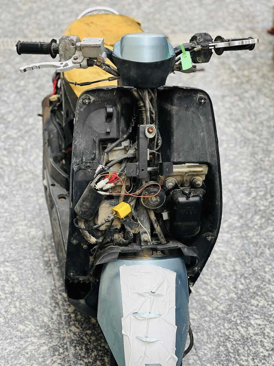 سلام عليكم دراجه ماكس بوليسي عوزها ترتيب مكان ناصريه السعر خاص ***********
