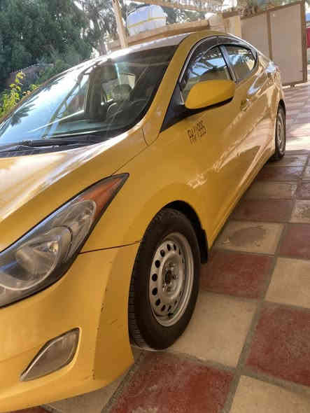 السلام عليكم النتره ٢٠١٣  رقم بغداد بسمي وارد أمريكي حادثه بنيد وجاملغ فقط والباقي كفاله كير ومحرك كفاله وتخم تاير وحداديه جديده وبيه منضومه غاز السعر ١٠٢ وبيه مجال مكاني حله ***********
