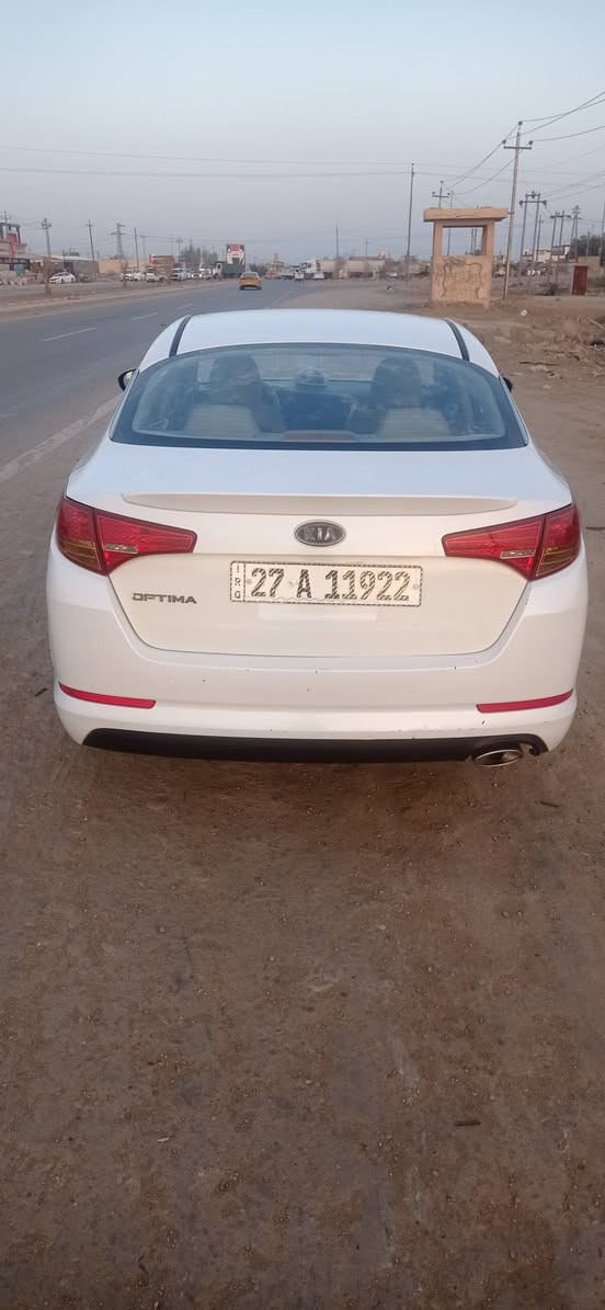 موديل ٢٠١٣
مكفوله من صبغ وضربه 
سعر ١٥٠ ورقه وبيه مجال قليل 
***********
