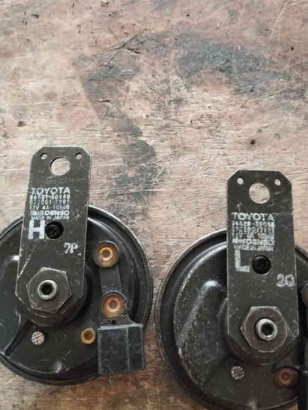 هورنات هارتوب ياباني اصلي TOYOTAسعرالزوج20الف قرب جسر الامام عل***********
