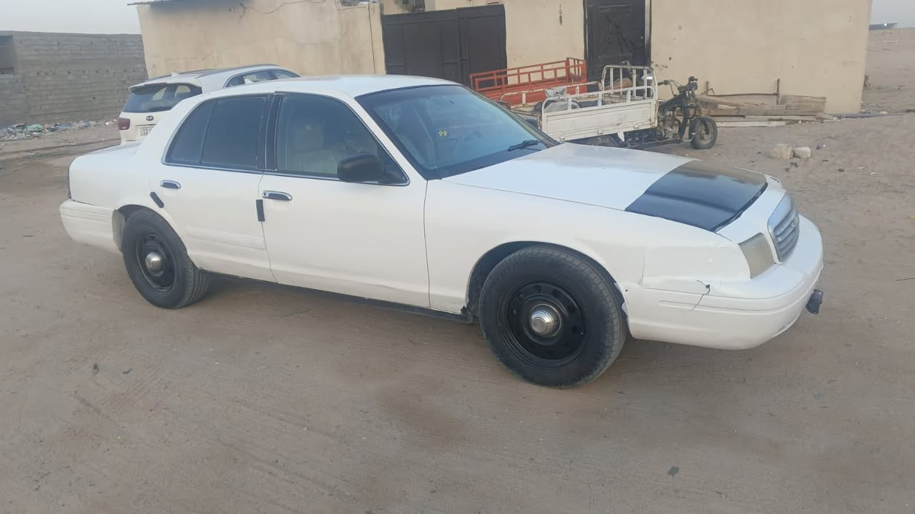 فورد فكتوريا سياره كفاله من الضربه والكص مال مزادمكينه كيربالجيس سياره كله ع البلاد اترايك ١٨٠مصبوغه عام تجميلي بيه معامله ورقم بس اناابيعك كوم حديدمكانه بالبصره سعر٣٧$اتصال***********
