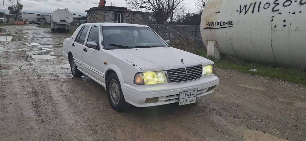 سدريك ٢٠٠٢ بويا خ ٢ با رجه ي هه يه بي ليدران سا ره كه لوك لوكه كير مه كينه هه مو كيا ني به شه رتيي فيته ر ته حويل خرامه برا وه به شه رت  ٤ وار تا يه ي ويلي لوكي له زيره سعريشي ٤٨ كه لايه  كو رينه وه ش ده كه م به شتيك به دلم بيت *********** شربازهير, السليمانية
