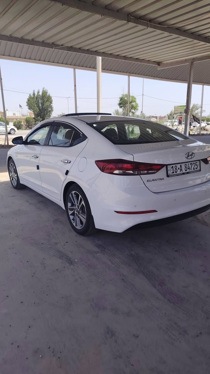للبيع هونداي النترا 2018 خليجي سوبر كفاله عامه حته الدعاميات فول مواصفات دبل ايرباك ونضام ABs
  فتحه
مكينه 2000 دوش بلادي
تبريد قطعتين
حساسات
شاشه كبيره + كامره دواره
لايت عالي ناصي زنون
تحكم استيرن جهتين
كشنات جلد
يدات المنيوم+ ويل كب كروم
السبير بعده منازل
مكان السياره حله***********
