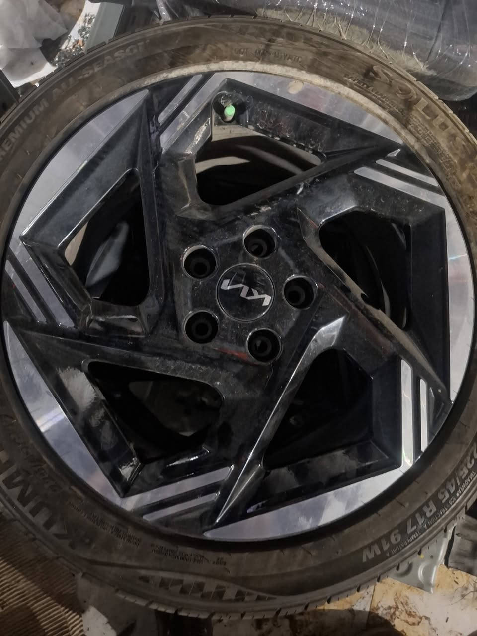 مجمع الامين للادوات
بغداد الحسينية
وصول حاوية من امرؤكا بتاريخ٧/٣/٢٠٢٦
وصول كصات k4 k5 النترا فورتي سوناتا


**إذا كنت صاحب هذا الإعلان وتريد حذفه لأي سبب، رجاءا أرسل رسالة إلى الدعم الفني**