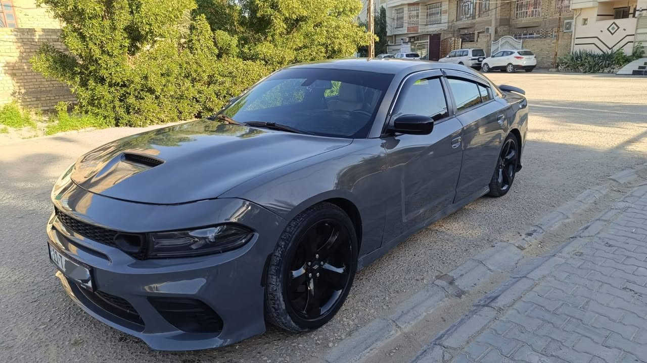 السلام عليكم
جارجر مراوس شعندك نزل  واتساب 
موديل 2018اصل اصل. تغير لون بمريكه كلين بلعراق حادث لغده معمره وطخات ونصبغت عام تغيير لون من رصاصي الى سمنتي 
رقم نكليزي بغداد تحويل شرط 
فول عده الفتحه. السياره ارتي مكينه 5700
شفتات توويل  كشنات كهرباء. شاشه كبيره كار ابلي   اخوان السعر 143. اريد امراوس  حتى لو كوري.  مكاني بابل 
***********
