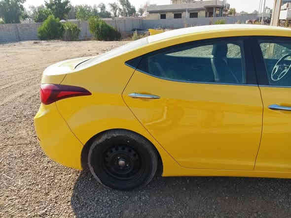 السلام عليكم النترا مضلع 2015 امريكي 
محرك 2000 دوش 
كير at 
حداديه صدر تخم تاير كامله ع اخر حبايه 
صبغه جديده 
بيها تبديل بنيد فقط الباقي ليبل واحد  مكانها بغداد تقاطع النهروان 

0780 738 5642
*********** بغداد
