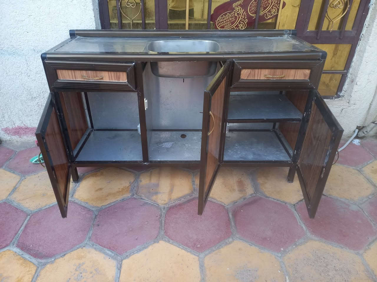 طول ٩٥
لعرض متر و ٦٠ 
السعر ٦٠ الف 
بغداد مدينه الصدر الحبيبيه 
وتساب ***********
