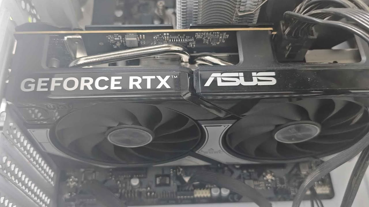 كارت شاشه
استخدام شهر واحد وكلش قليل
اشتريته بشهر ال 2 بدايته
للبيع
RTX 5060 8GB asus dual oc
نظيف كلش وبعده جديد
احتاجيت فلوس ودا ابيعه
مكاني بغداد الدورة
السعر 650 وبيه مجال بسيط
اخوان الكارت مشتريه بداية شهر ال 2 بعده لوك هوا وكارتونته بغداد, العراق


**إذا كنت صاحب هذا الإعلان وتريد حذفه لأي سبب، رجاءا أرسل رسالة إلى الدعم الفني**