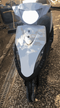 السلام عليكم دراجه ماكس عدله دراجه مكفوله كفاله عامه من مكينه مفتوحه بلاديه كفرات بلادي الرقم ***********السعر 600وبيه مجال مال حك الجيه
