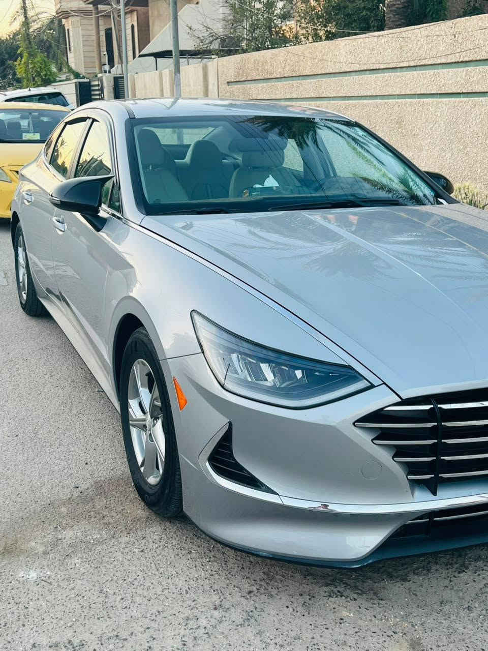 سوناتا 2023    
رقم  اربيل 
سيارة وارد امريكي  
حادثها الجاملغ الخلفي وصور الحادث مرفقة 
ماشية 14 الف مايل بعدها على وضع الشركة 
بدون ايرباك بدون دواخل 
مكينة 2500  
مواصفات se
اربع وضعيات للقيادة
كير  بيانو
. شاشة تدعم كار بلي 
مع كامره خلفيه دوارة  
اوتو هولد 
وسايد بريك بصمة
تحديد مسار ومانع انزلاق ومانع تصادم رادار امامي  وخلفي
. فول تحكم استيرن جهتين مع كروز سرعة
لايت زينون عالي ناصي  
وباقي المواصفات معروفة
السعر 167
للاستفسار ***********////***********
