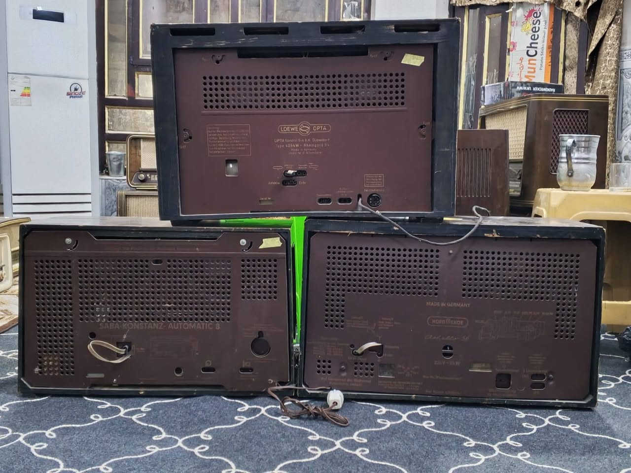 للبيع 3 اجهزة راديو المانيه  شغالة نضيفة عالفحص
نوع الماركات SABA و Nordmende و Loewe-Opta
السعر كلهن شلع 350 دولار  فقط غير قابل للتفاوض 
المكان بغداد . التاجي. ماكو توصيل . فقط استلام 
واتساب 004915775535559


**إذا كنت صاحب هذا الإعلان وتريد حذفه لأي سبب، رجاءا أرسل رسالة إلى الدعم الفني**