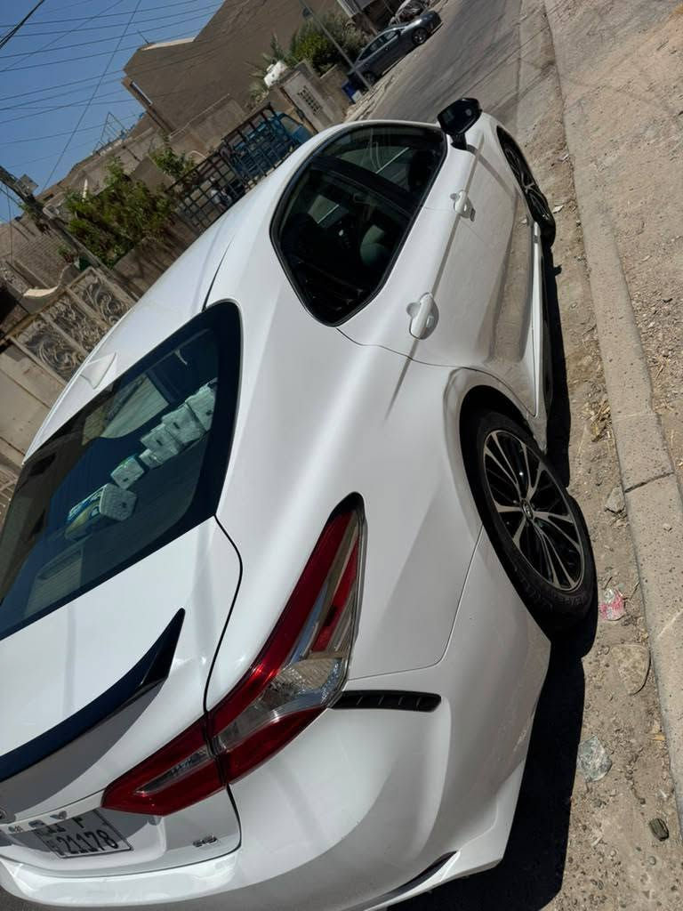 🚘 للبيع | تويوتا كامري SE موديل 2019 🇺🇸
✨ وارد أمريكي ✨ ممشى 78 ألف ميل ✨ محرك 2.5 اقتصادي وقوي ✨ كير أوتوماتيك ✨ حادثها جاملغ وبنيد  ✨ السيارة نظيفة جداً ، تبريد بارد وكل شيء يعمل تمام.  والسيارة جاهزة للاستخدام.
💰 السعر: (170) وبيهة مجال
 للتواصل: (‪***********‬‏)
