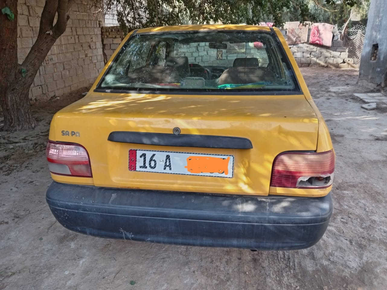 السلام عليكم  سياره سايبه البيع موديل 2013 سياره مكفوله من ضربه من تبديل رقمه قادسيه 16نكليزي السياره بسمي سنويه ال30 مصفره هيهه وقرامات السياره مامطلوبه الو ربع تخم تاير جديد حداديه جديده   كير مكينه مكفولات مكانه الديوانية  قضاء عفك السعر 34 وبيه مجال اتصل علا الرقم ***********
