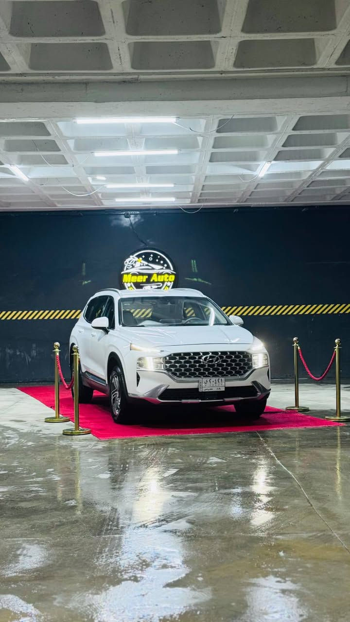 السلام عليكم
سنتافي 2021للبيع فقط 
السيارة مكينة وگير بشرط 
مكينة اربعة بستم وتوربو 
ماشية 120 الف 
كلها بشرط السيارة 
بيها صبغ الجاملغ الخلفي والباب الخلفي مثل ما موضح بالسونار 
اثر ضربة من الخارج
رقم بغداد للغاية 2028 بأسمي تحويل ثاني يوم 
السيارة نضفية كلش  
للاستفسار ***********
مكان السيارة كلار
