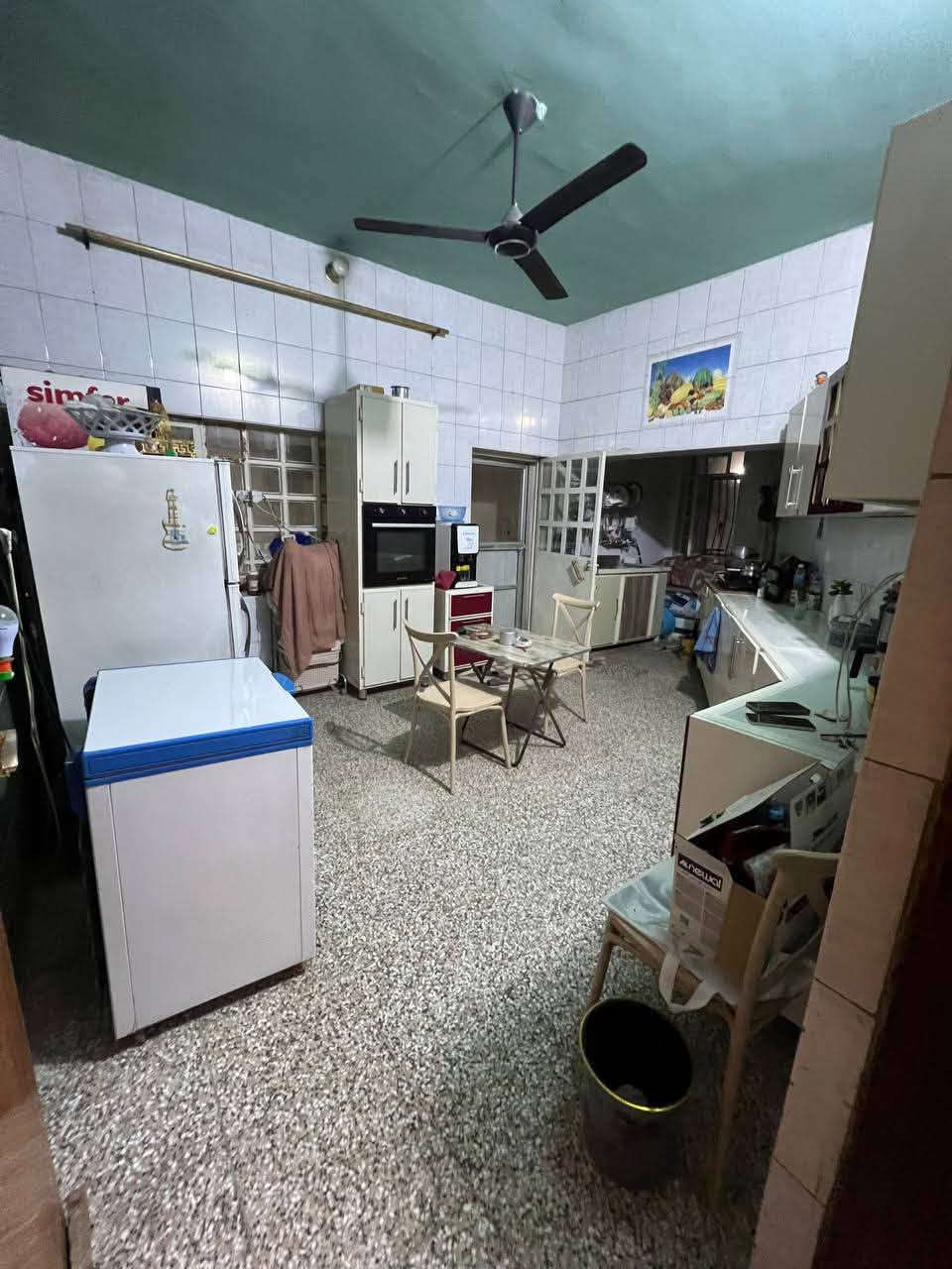 🏡 سلام عليكم
بيت للبيع

📍 الموقع: شارع 30 – قرب اليهودية.

تفاصيل البيت:

📐 مساحة البيت: 250 م².

🏠 الطابق الأول:

غرفة واحدة.

هول واستقبال.

مطبخ.

مجمع صحيات.

طارمة كبيرة .

وحديقة كبيرة .

🏠 الطابق الثاني:

غرفتان.

مجمع صحيات.

كندور.

"باقي التفاصل على الارقام التالية "⬇️

✅ البيت نظيف جداً.

✅ مرتفع عن مستوى الشارع.

✅ موقع هادئ ومميز.

📞 للاستفسار والمعاينة

يرجى تواصع على الارقام 

***********

***********
