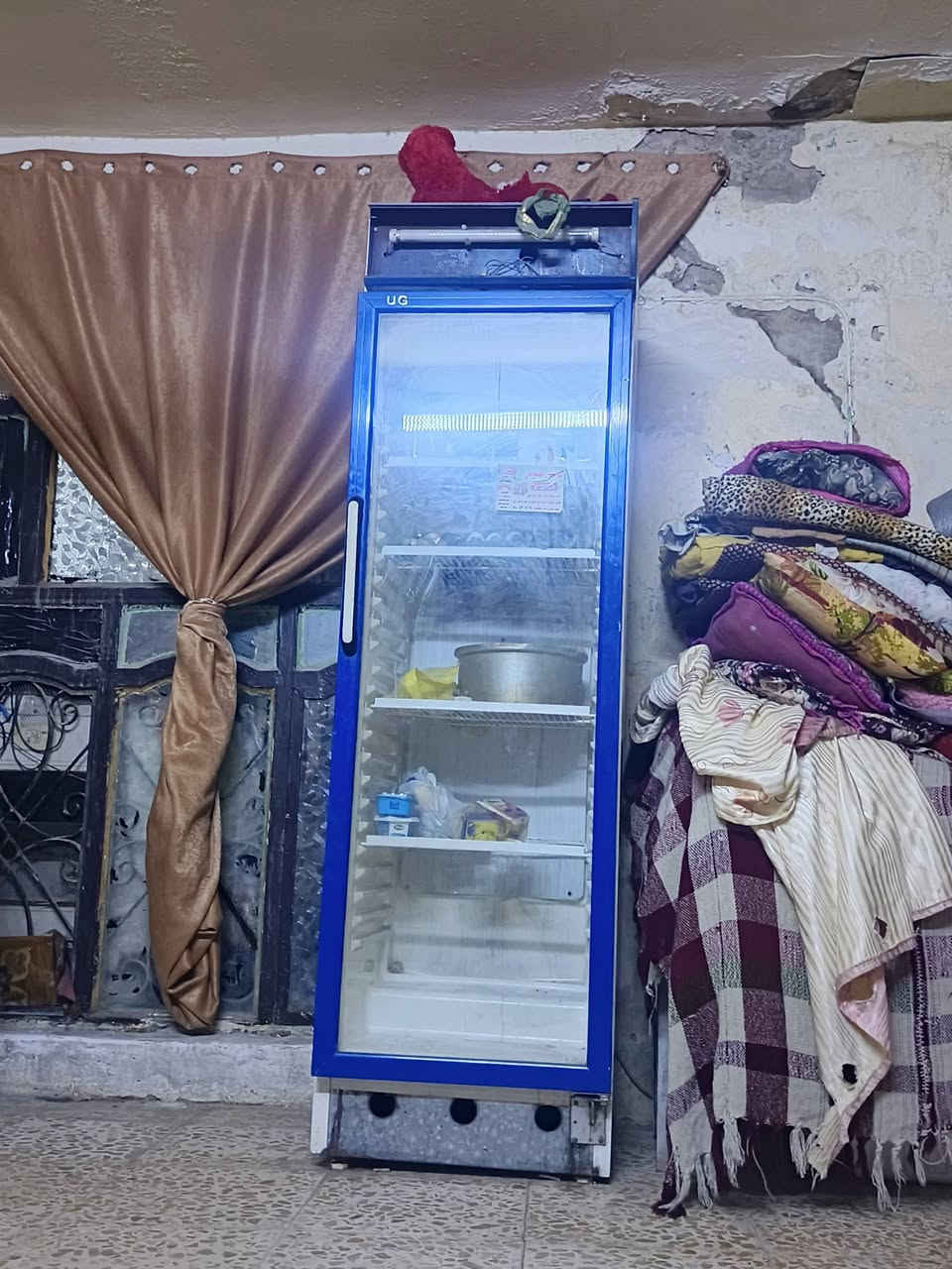 السلام عليكم براد للبيع شغال ما مفتوح تجميد وكان بغداد الرشاد سعر 300 ***********
