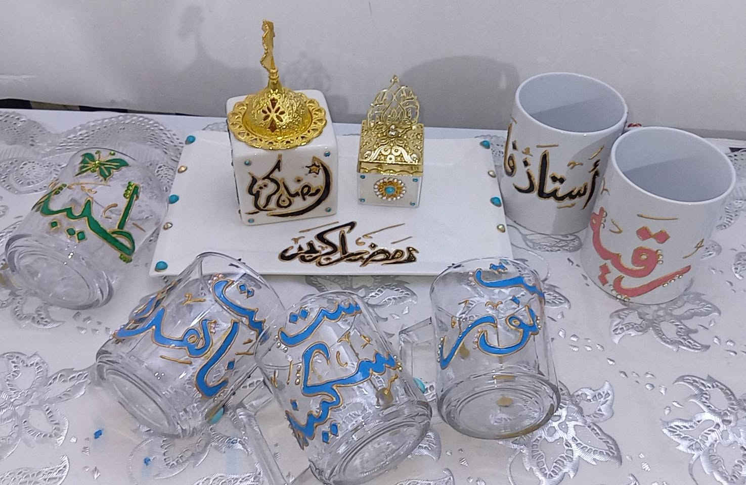 🎁✨ هدايا عيد المعلم ✨🎁
كتابة ورسم يدوي ثابت
يتحمل الحرارة والغسل ✔️
☕ كوب شفاف — 3
☕ كوب أبيض حراري — 6
🪔 سيت مبخرة — 15
🚚 توصيل داخل السماوة — 2
🚚 جميع المحافظات — 5
📅 الحجز قبل 4 أيام
دللي معلمتك / معلمك بهدية مميزة تبقى ذكرى حلوة 🌷


**إذا كنت صاحب هذا الإعلان وتريد حذفه لأي سبب، رجاءا أرسل رسالة إلى الدعم الفني**