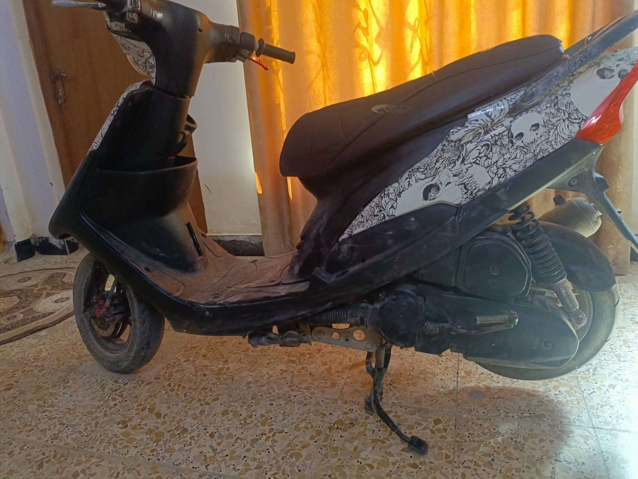 ماكس عدله بوشه 55 للبيع سعرها, 500 وبيه مجال قليل مكان دوانيه حي العصري ***********
