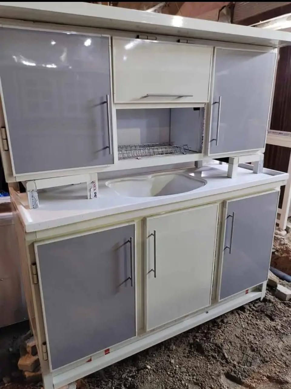 شغل درجه اولى مبطن فقط يوجد ستبدال بل قديم يوجد فرق الاستفسار رقم تلفون وتساب موجود *********** النجف, العراق
